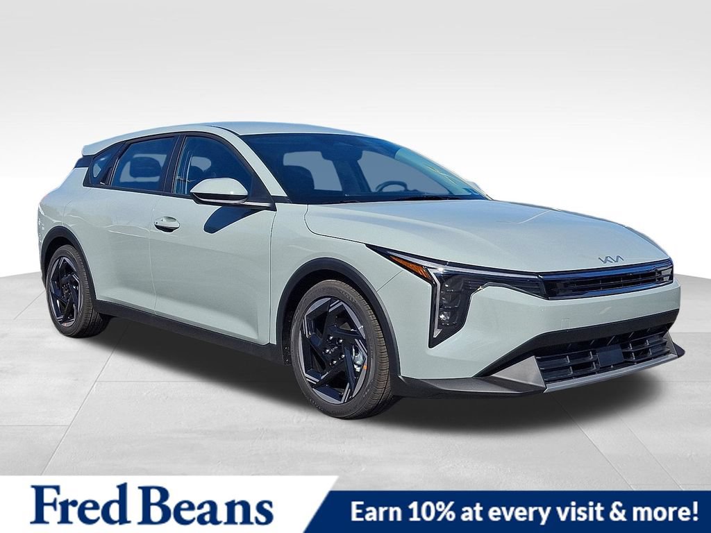 New 2026 Kia K4 EX FWD image 1