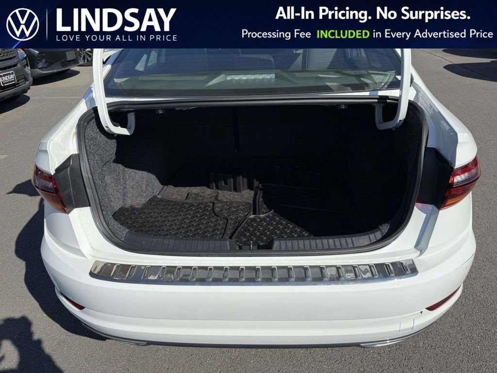 Used 2019 Volkswagen Jetta R-Line image 15