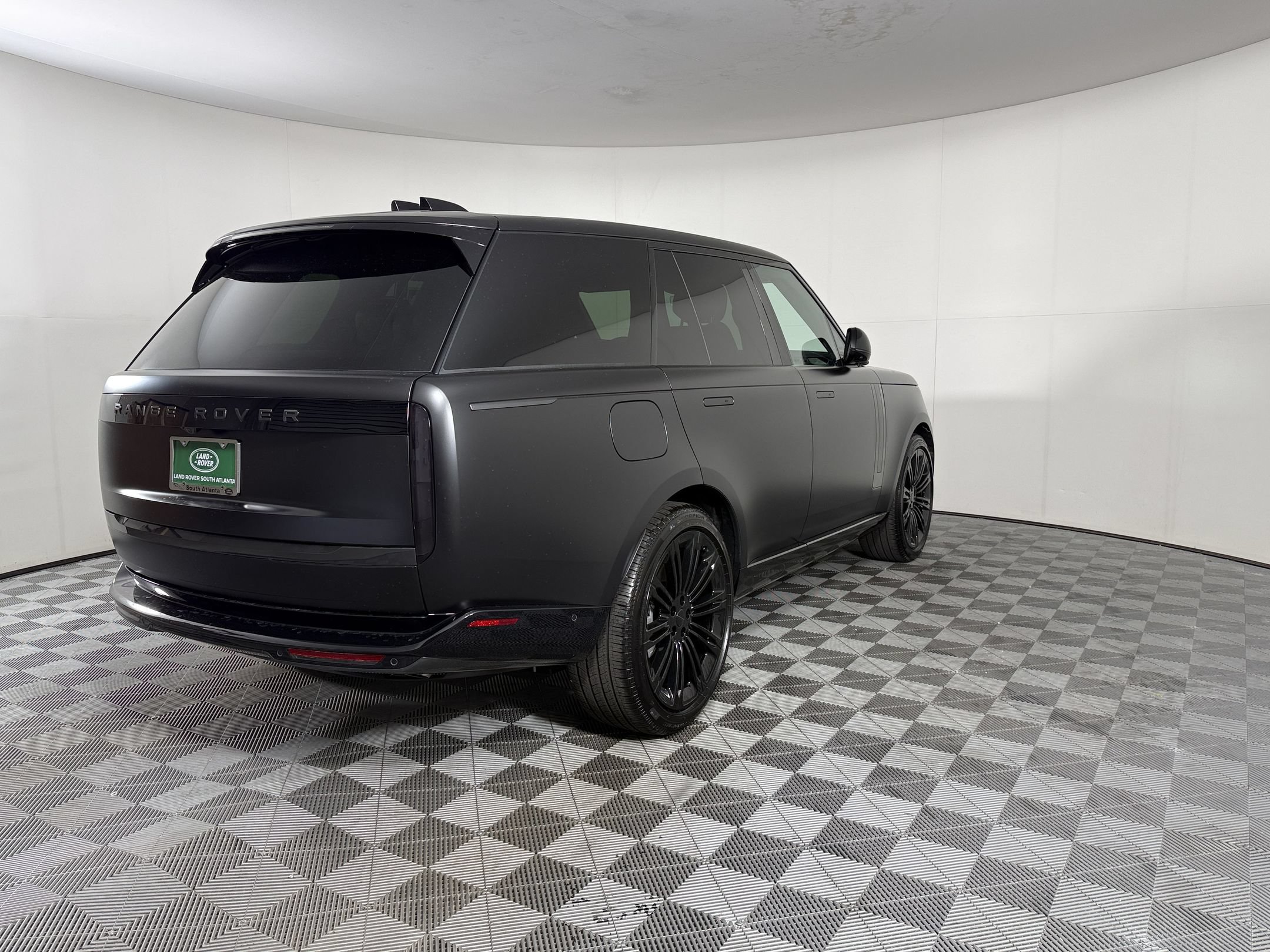 New 2026 Land Rover Range Rover SE AWD/4WD image 9