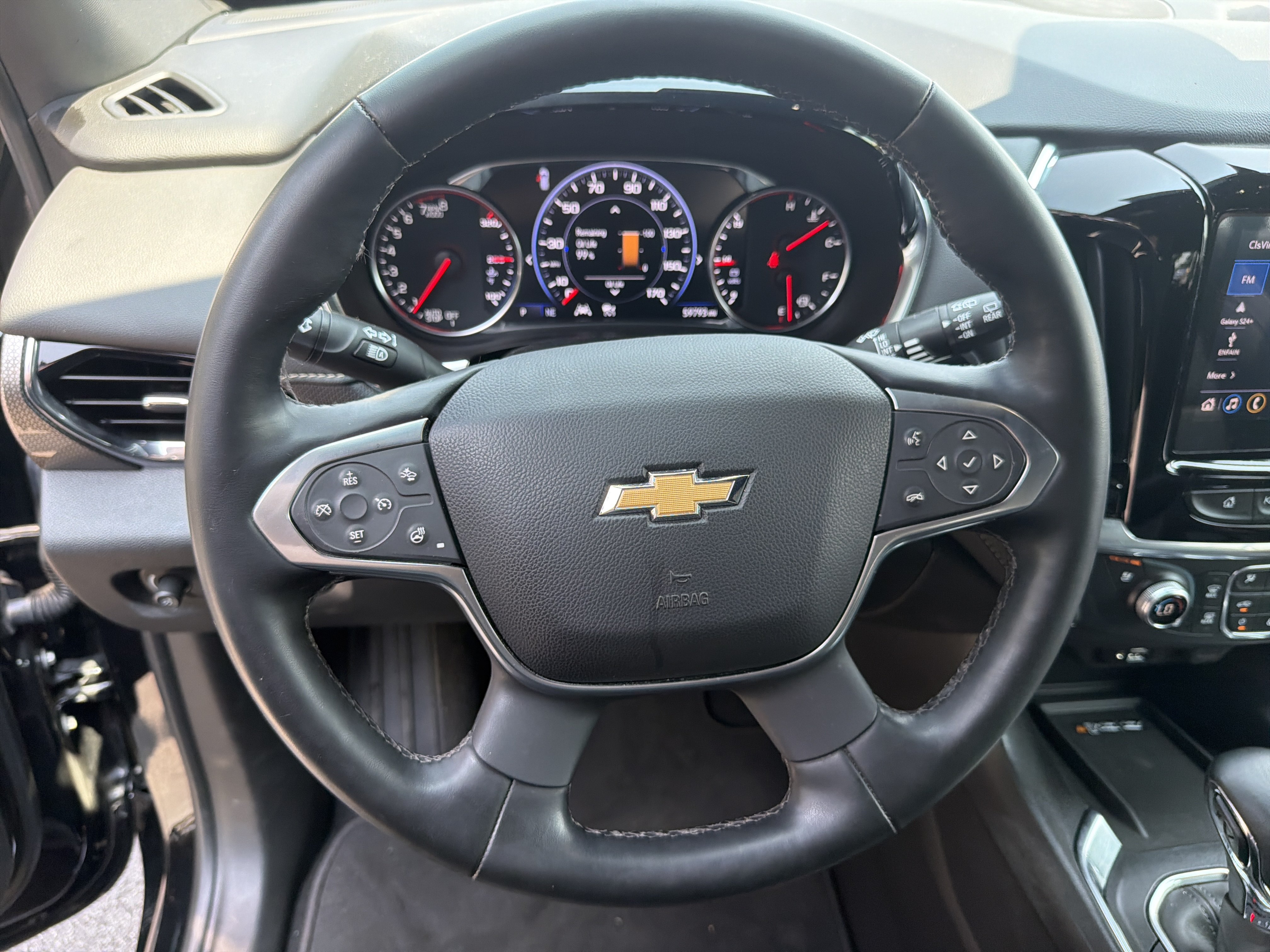 Used 2023 Chevrolet Traverse Premier AWD/4WD image 18