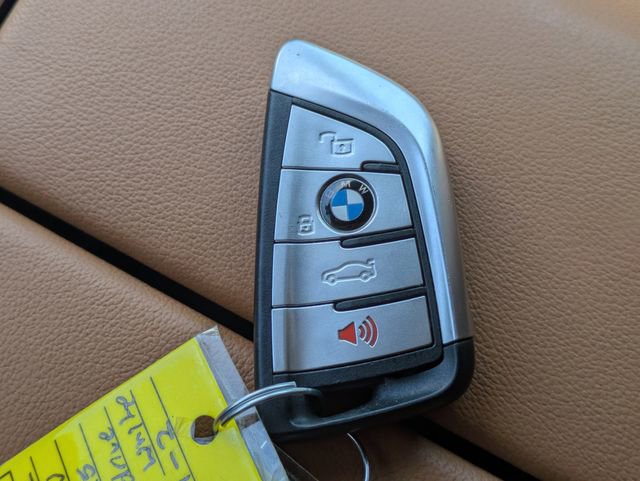 Used 2022 BMW X5 sDrive40i w/ M Sport Package RWD image 37