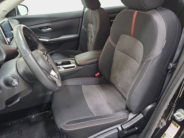 Used 2023 Nissan Sentra SR FWD image 13
