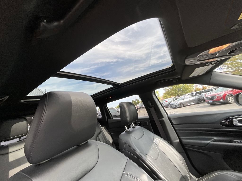 Used 2022 Jeep Compass High Altitude image 18