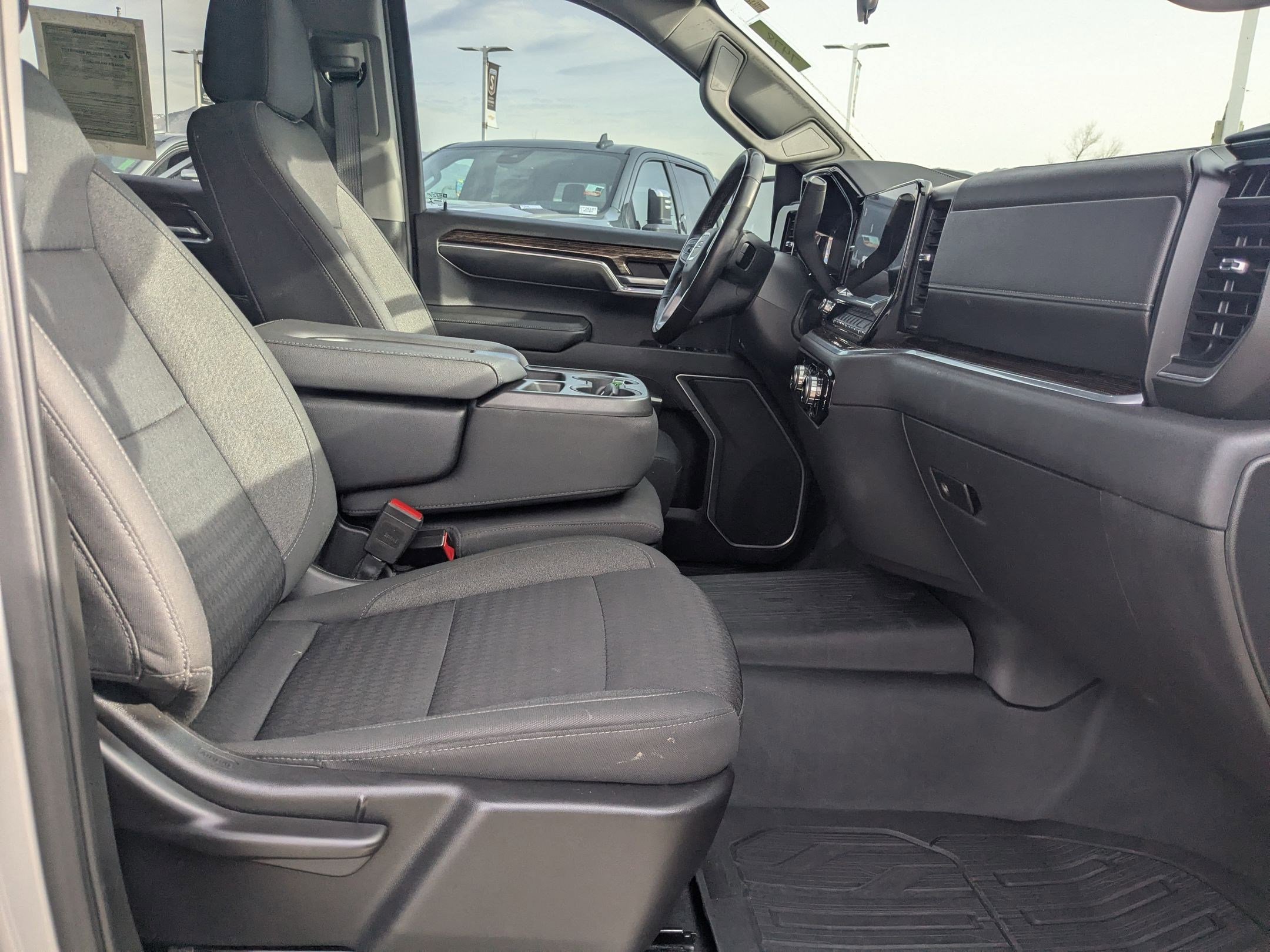 Used 2022 GMC Sierra 1500 Elevation w/ LPO, Elevation Black Package image 20