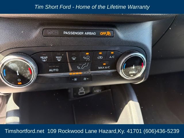 Used 2025 Ford Escape ST-Line AWD/4WD image 13