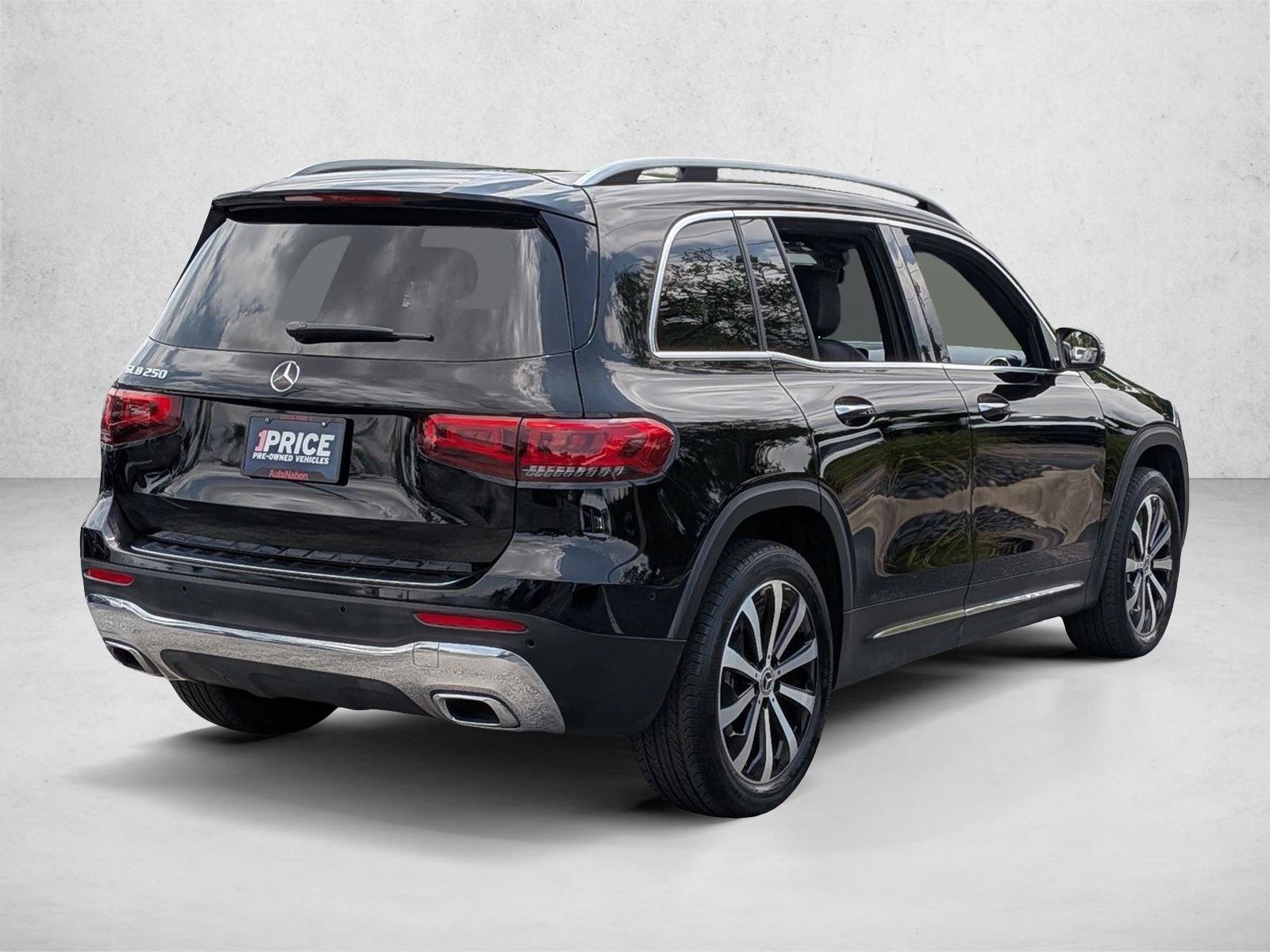 Used 2022 Mercedes-Benz GLB 250 image 5