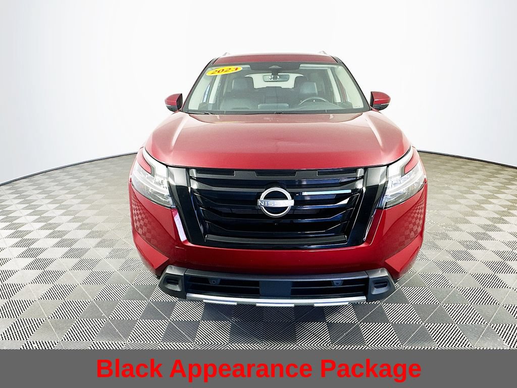 Certified 2023 Nissan Pathfinder SL w/ Black Appearance Package AWD/4WD image 5