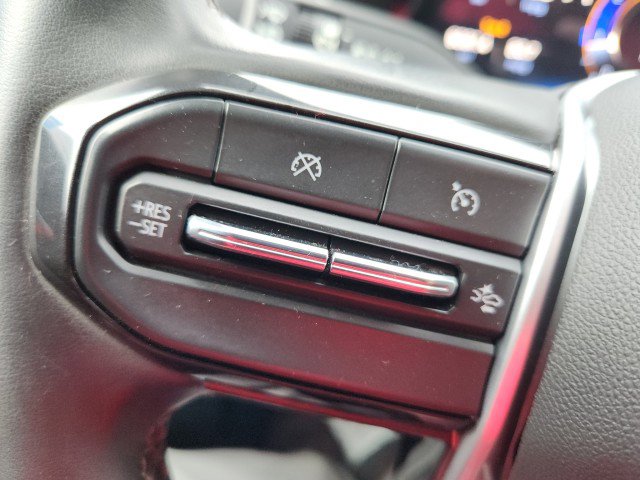 Used 2024 Chevrolet Colorado LT w/ LT Convenience Package II image 35