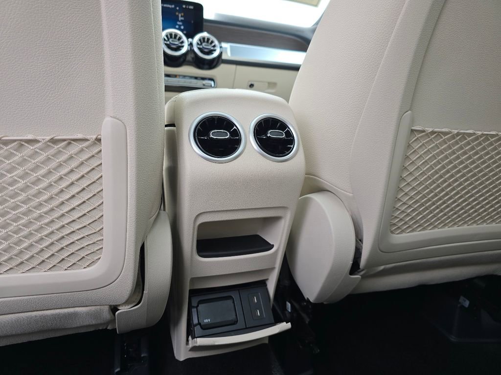New 2026 Mercedes-Benz GLB 250 4MATIC image 26