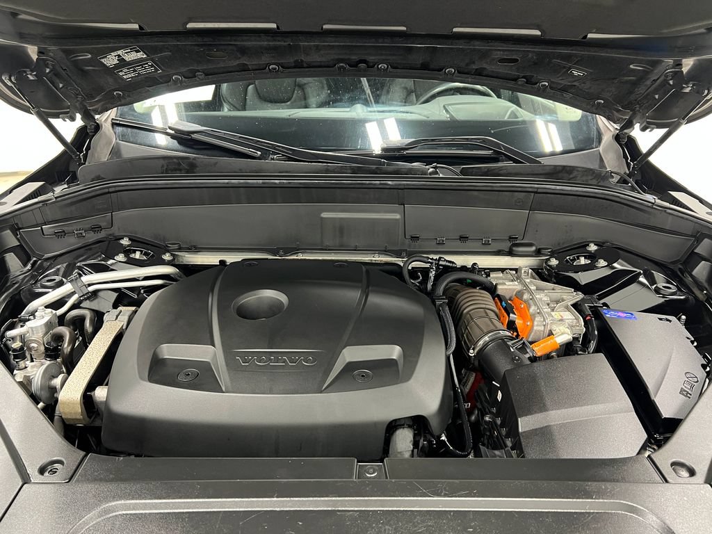 Used 2017 Volvo XC90 T8 Inscription w/ Vision Package AWD/4WD image 30