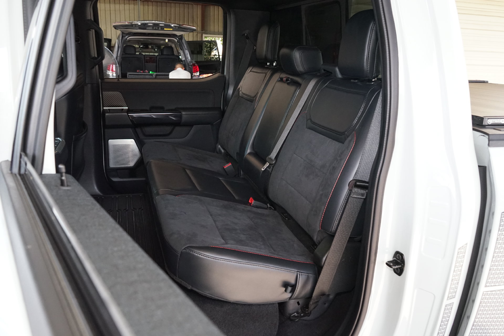 Used 2023 Ford F150 Raptor w/ Equipment Group 802A Raptor R AWD/4WD image 17