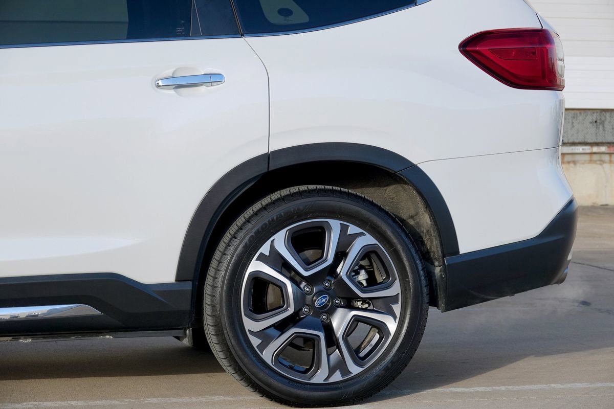 Used 2023 Subaru Ascent Touring image 24