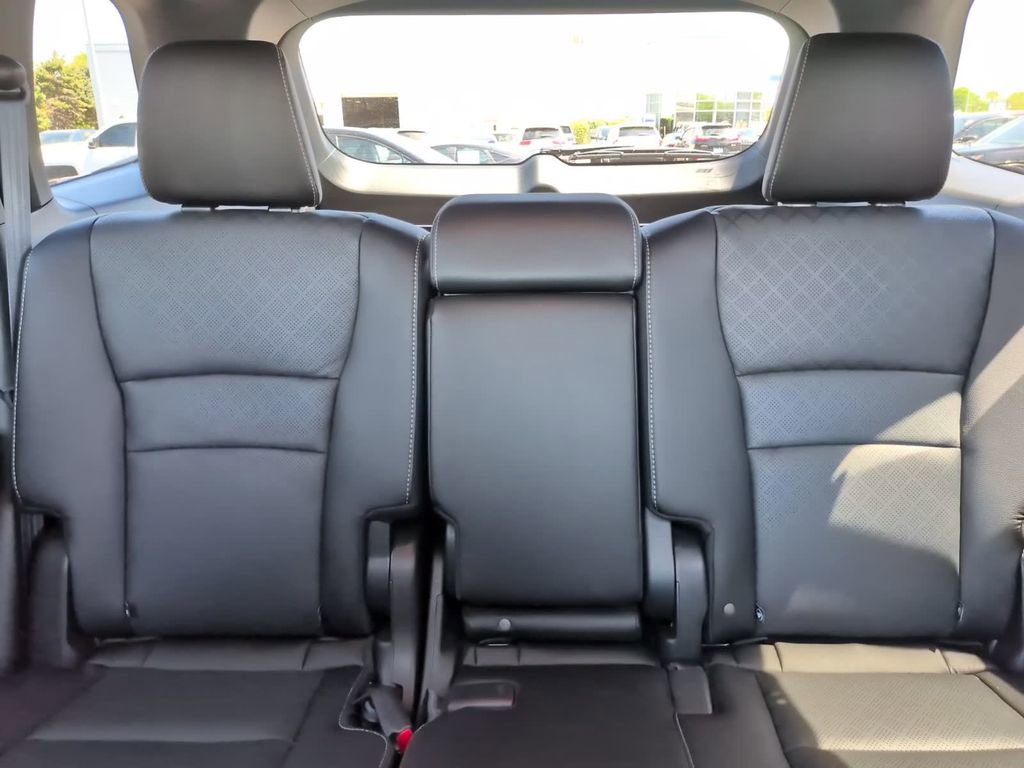 Used 2023 Honda Passport Elite image 29
