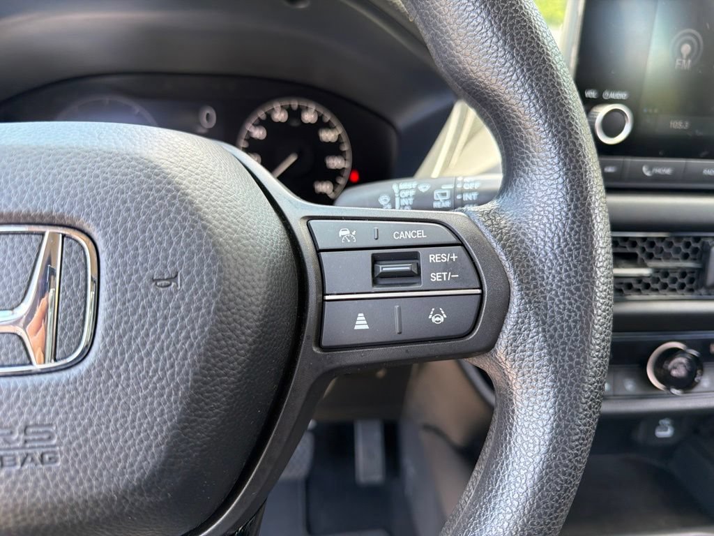 Used 2025 Honda HR-V LX image 17
