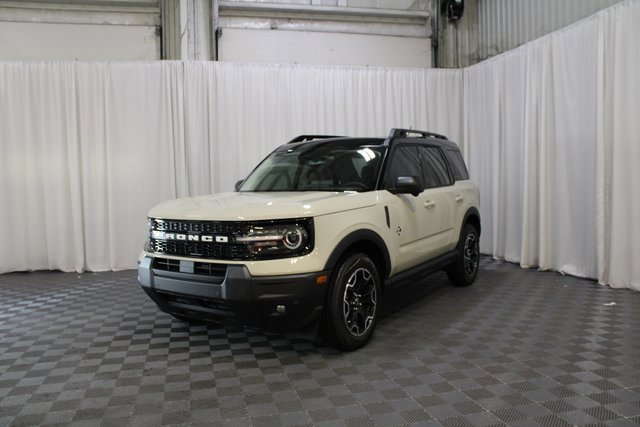 New 2025 Ford Bronco Sport Outer Banks w/ Outer Banks Tech Package+ image 29