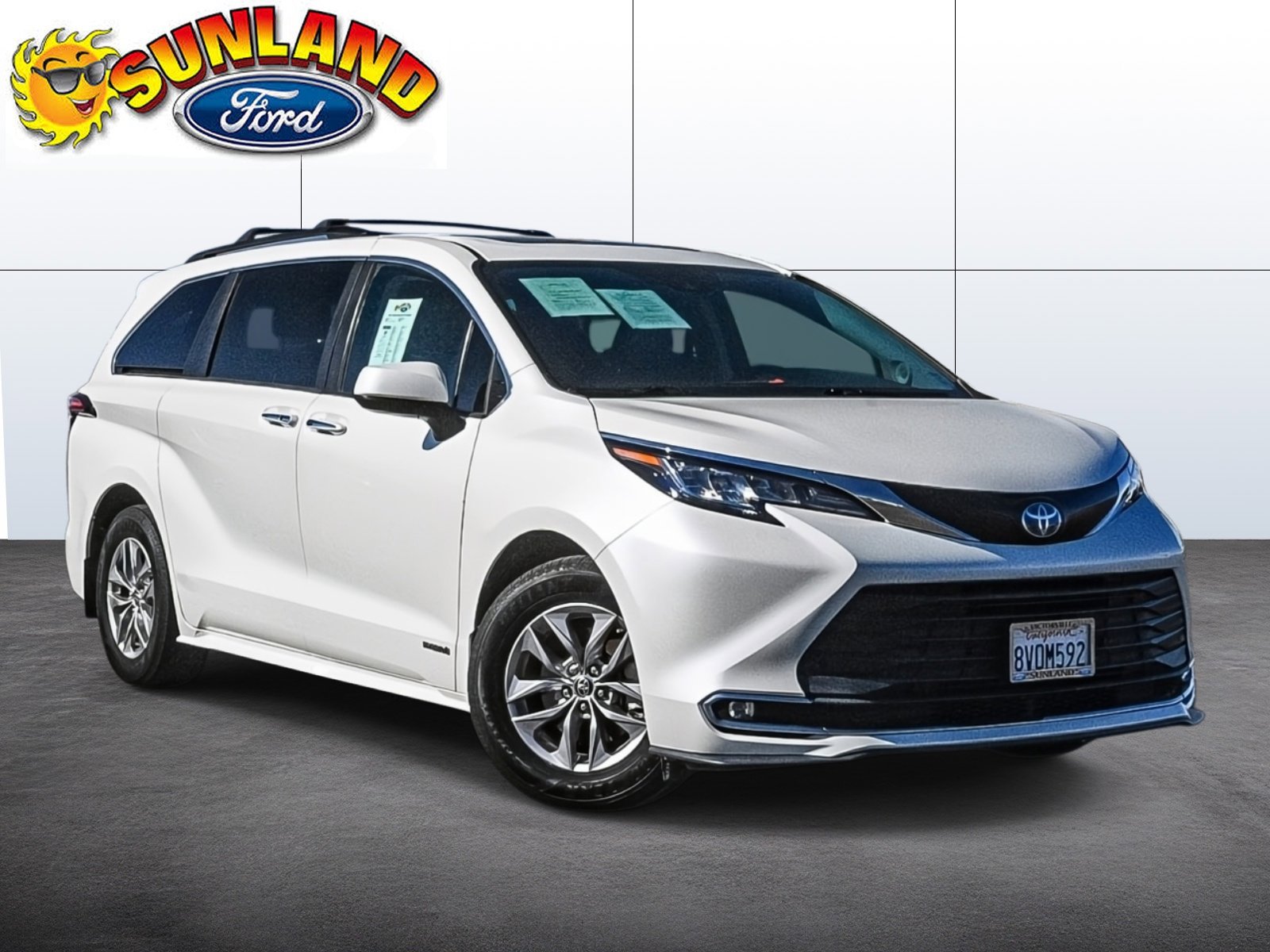 Used 2021 Toyota Sienna XLE w/ XLE Plus Package