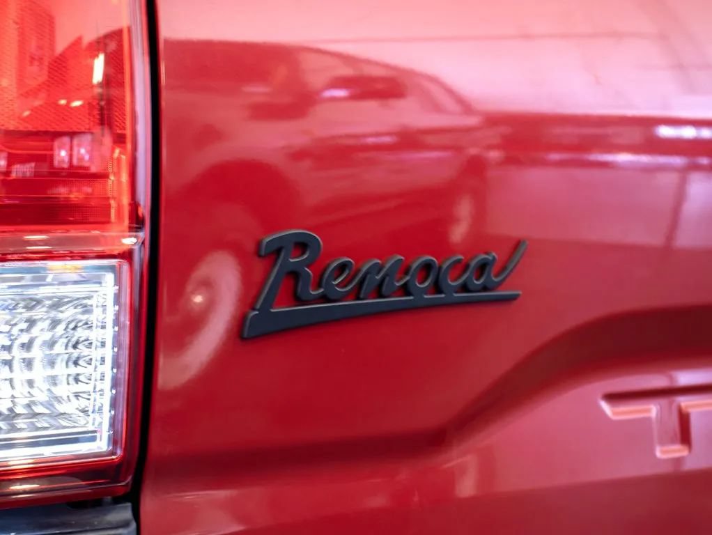 Used 2017 Toyota Tacoma SR5 RWD image 19