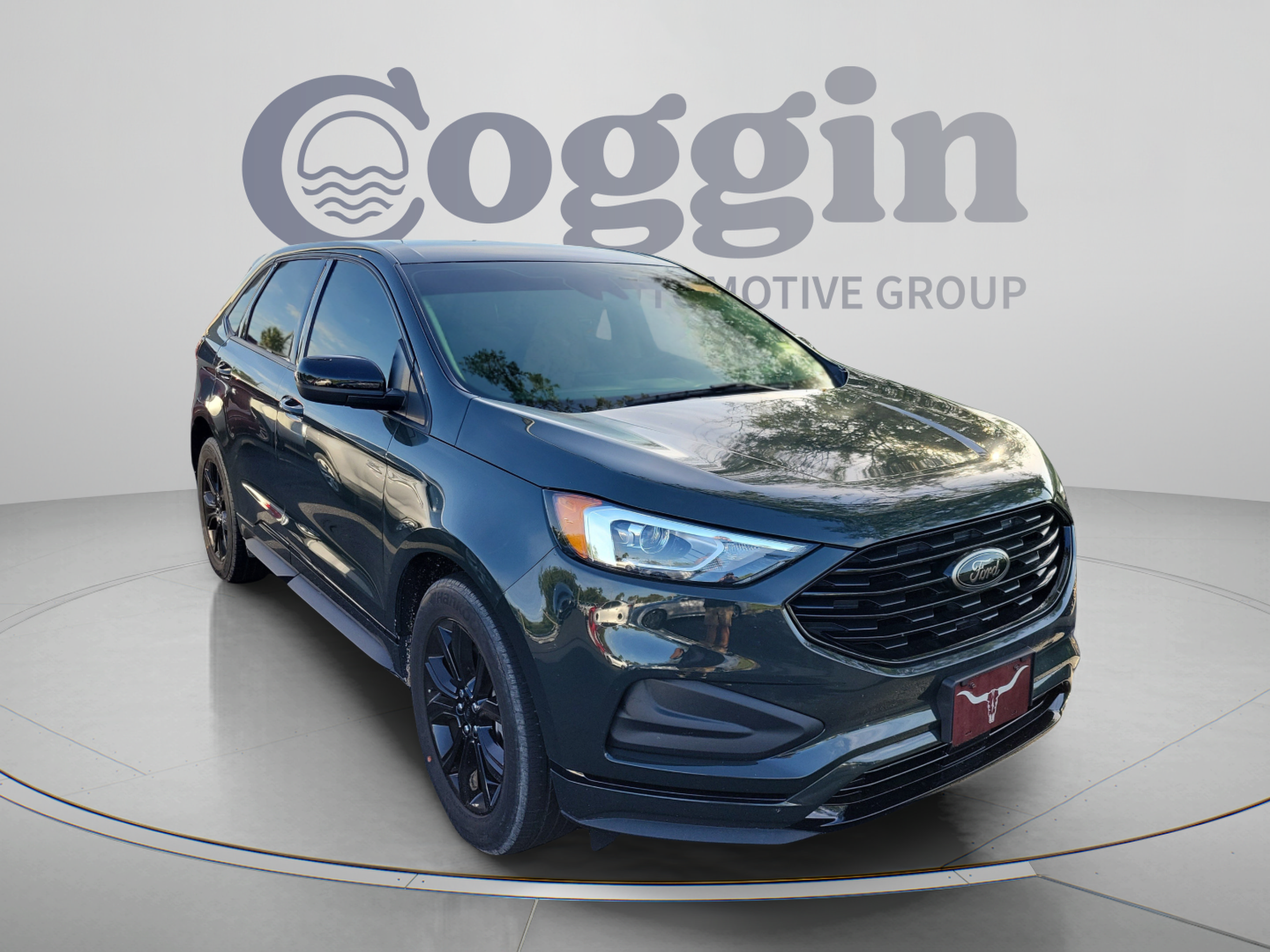 Certified 2024 Ford Edge SE w/ Black Appearance Package AWD/4WD image 9
