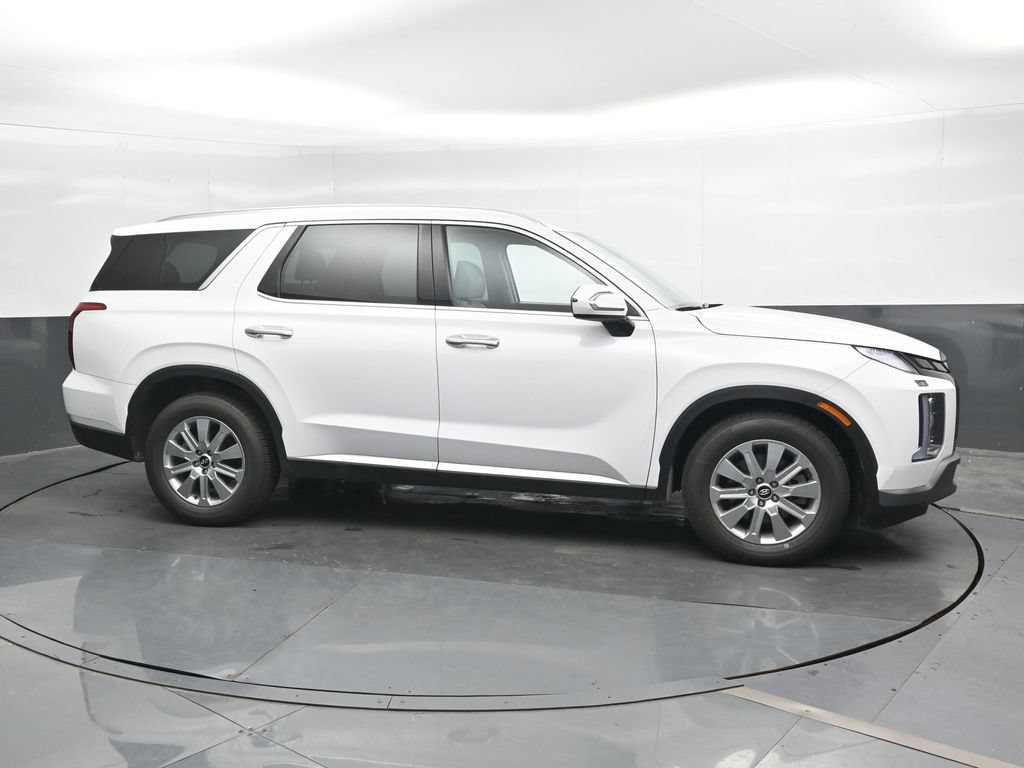 Used 2024 Hyundai Palisade SEL AWD/4WD image 3