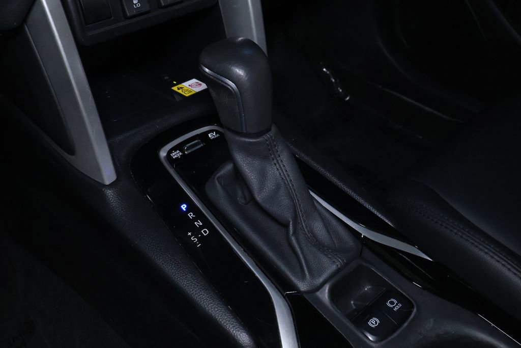 Used 2023 Toyota Corolla Cross XSE w/ Convenience Package image 35