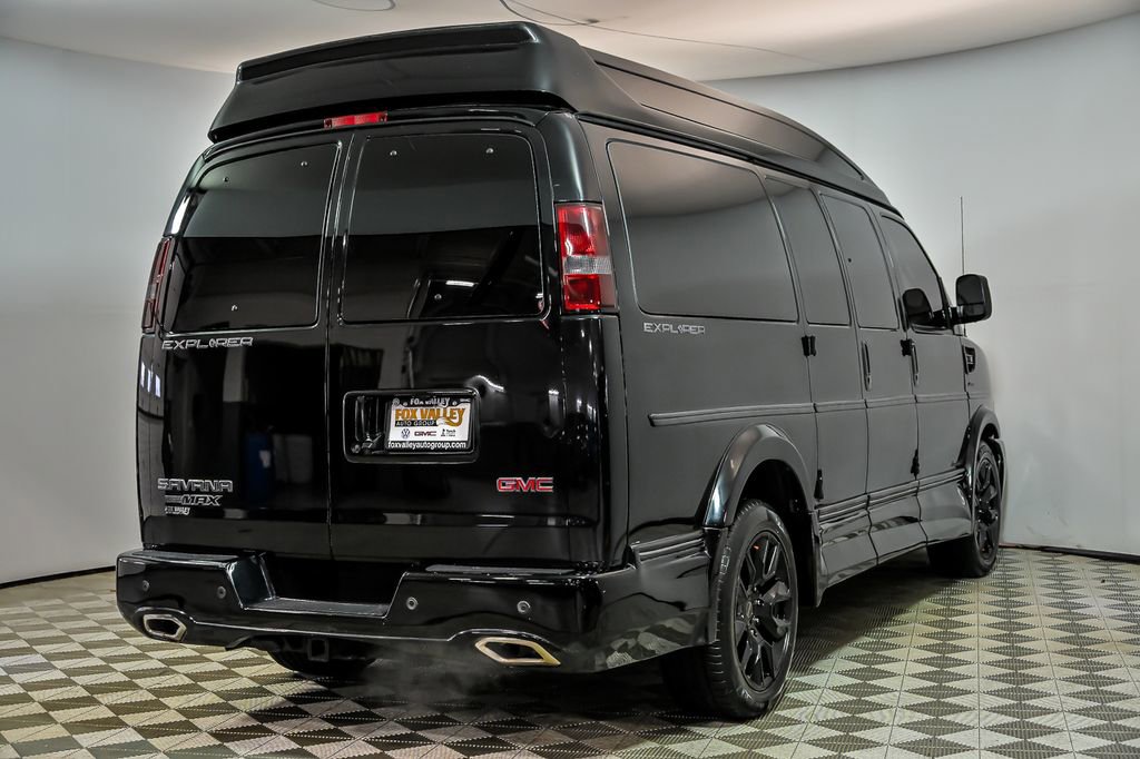 Used 2023 GMC Savana 2500 RWD image 8