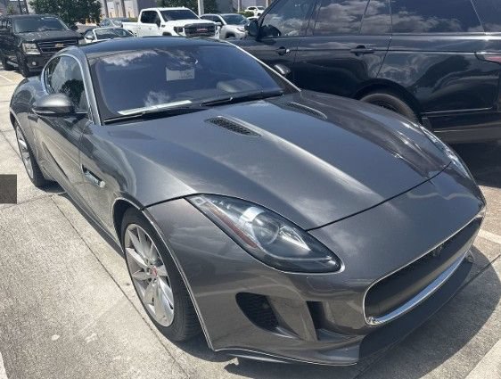Used 2017 Jaguar F-TYPE Coupe RWD image 5