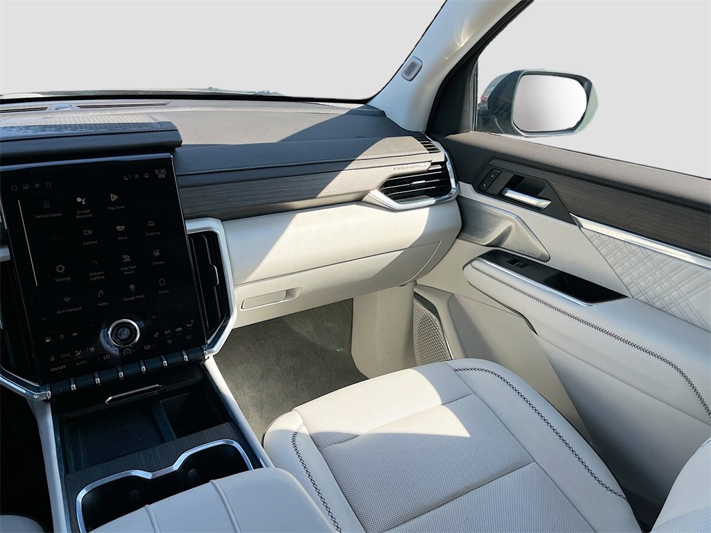 Used 2024 GMC Acadia Denali w/ Super Cruise Package image 24