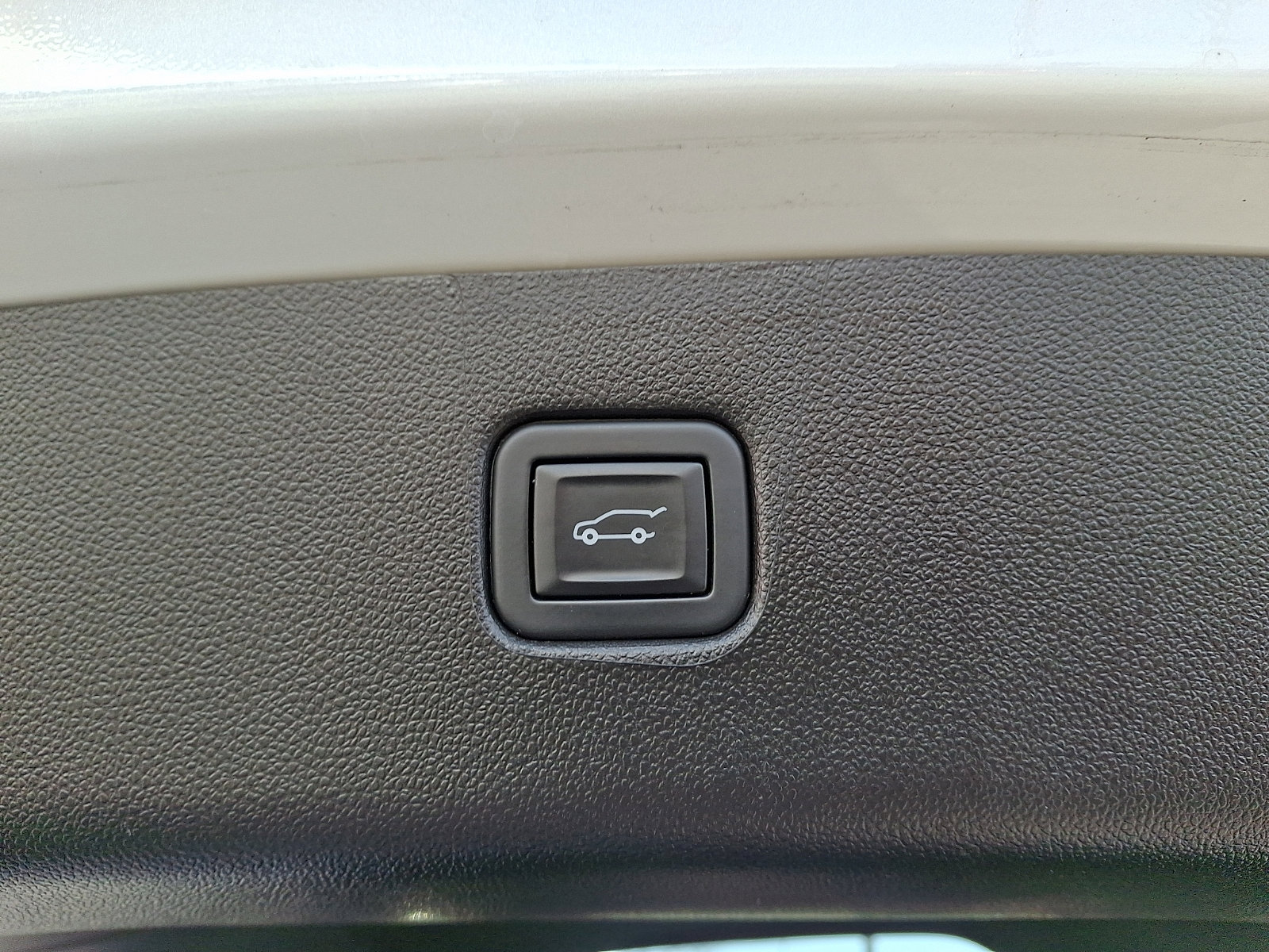 Used 2022 Chevrolet Blazer RS w/ Enhanced Convenience Package image 30