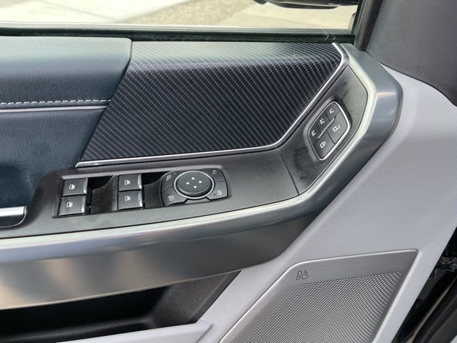 Used 2022 Ford F150 Limited image 16