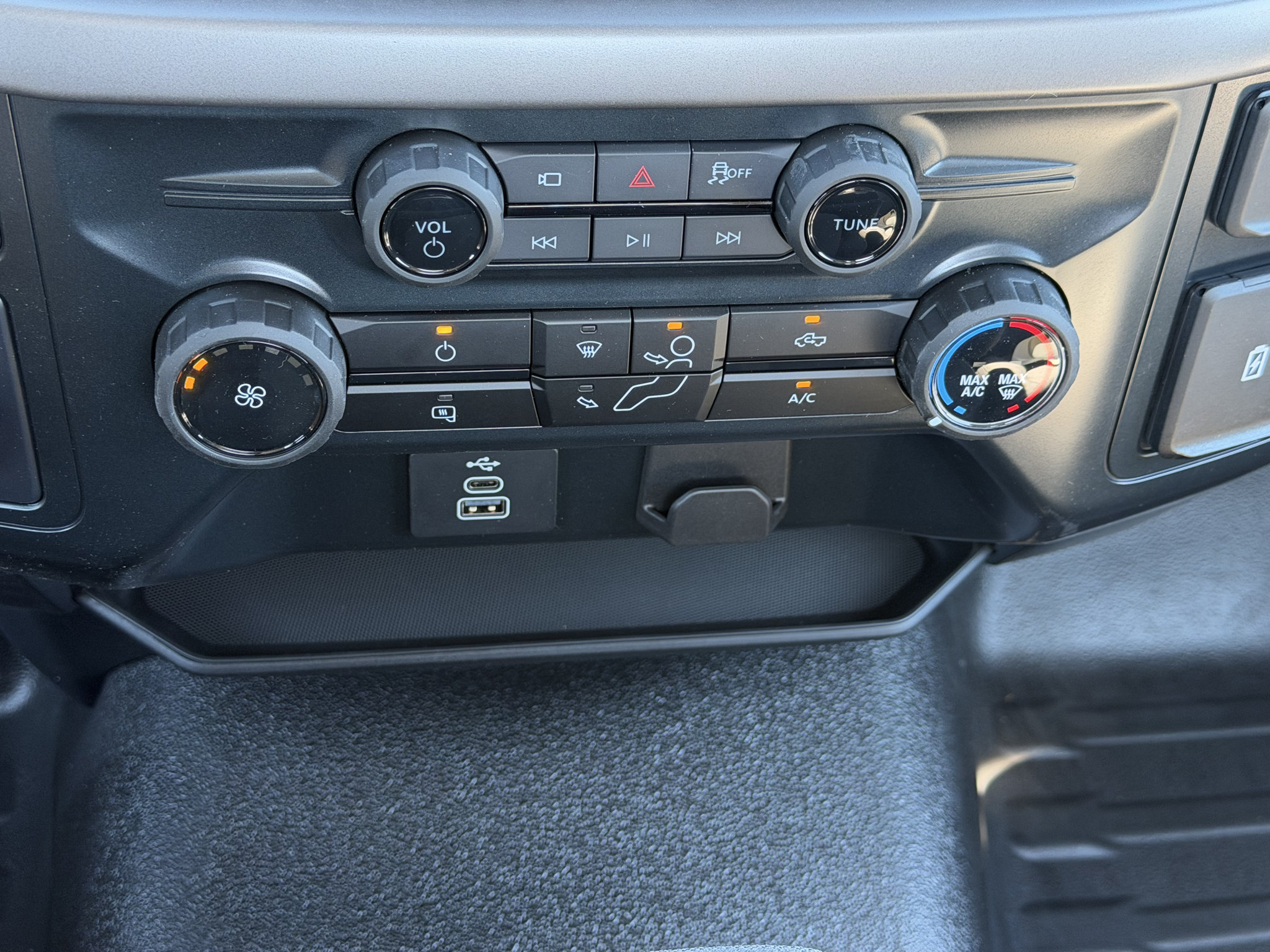 Used 2025 Ford F150 XL RWD image 15