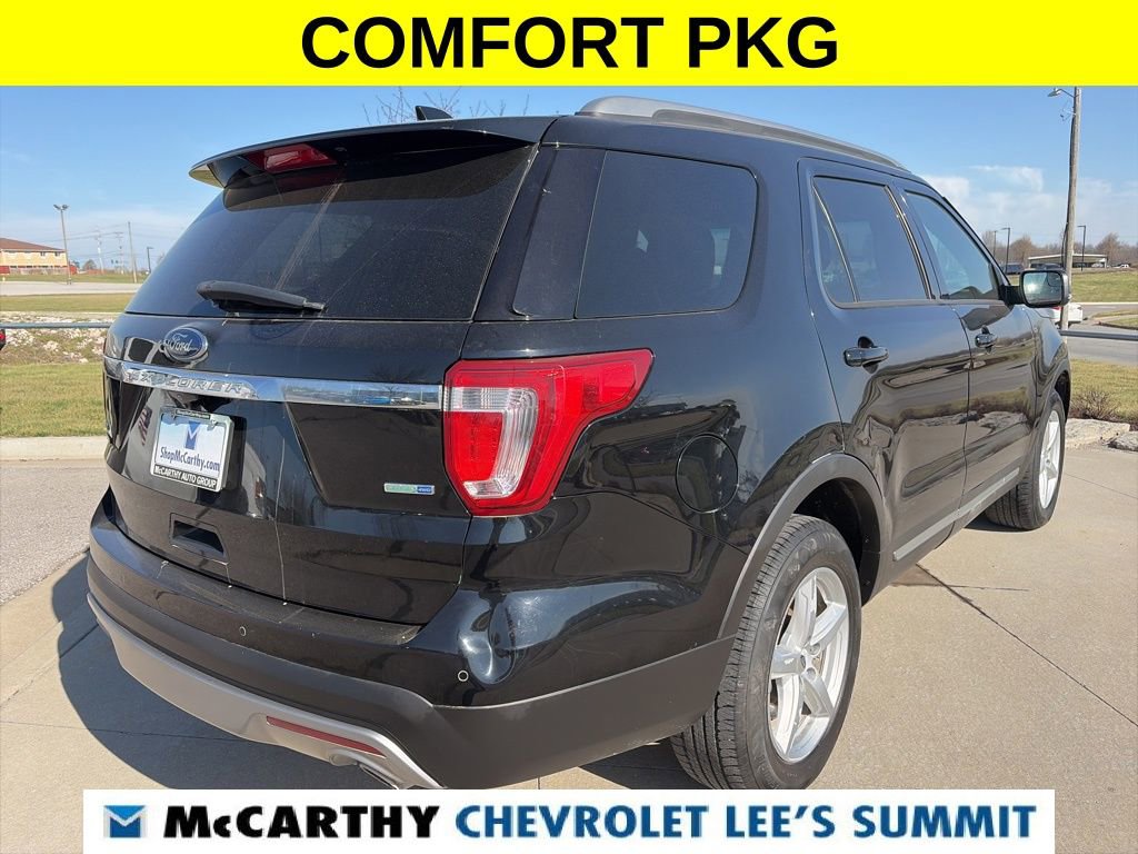 Used 2016 Ford Explorer XLT w/ Equipment Group 202A image 16