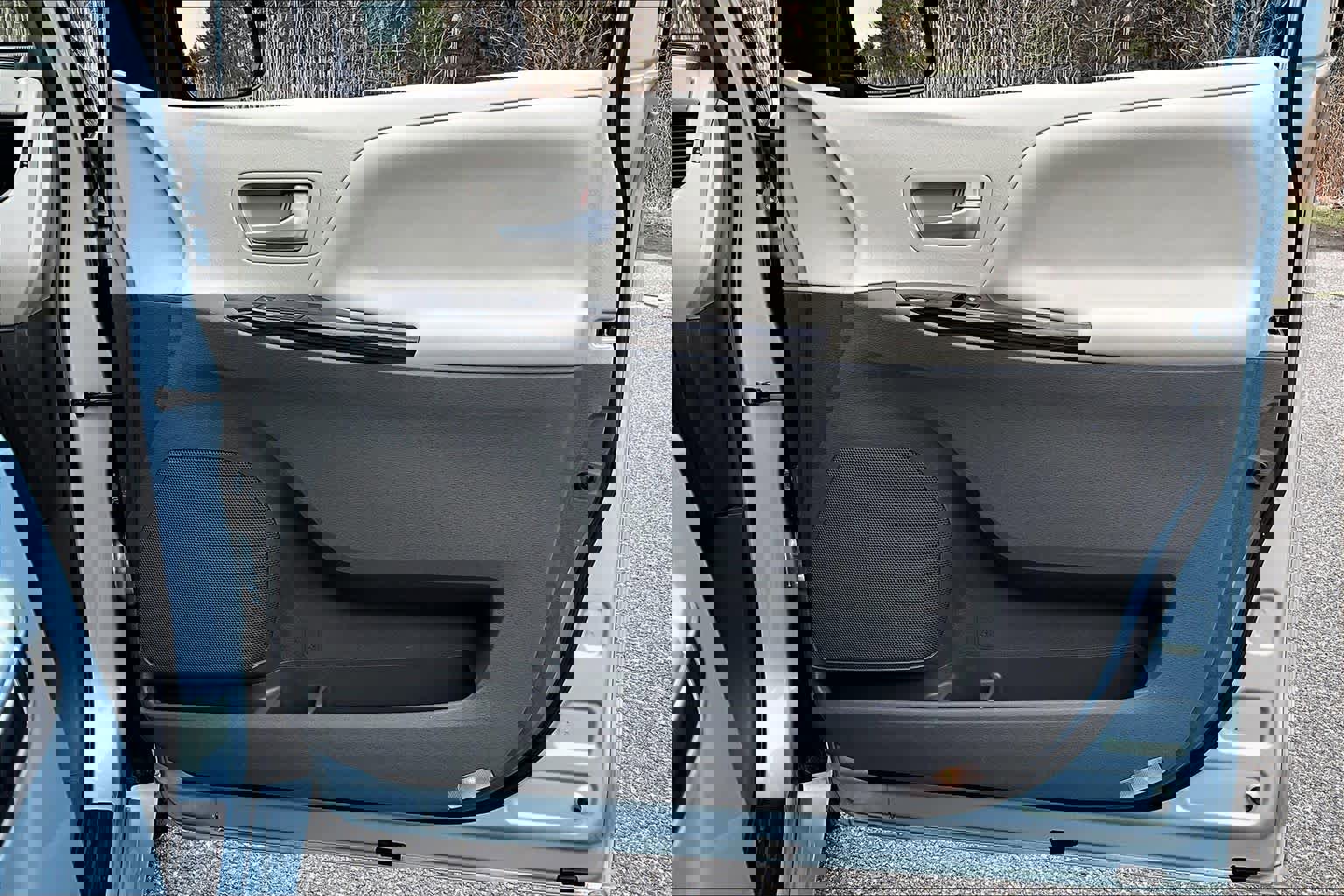 Used 2016 Toyota Sienna XLE w/ XLE Navigation Package image 23