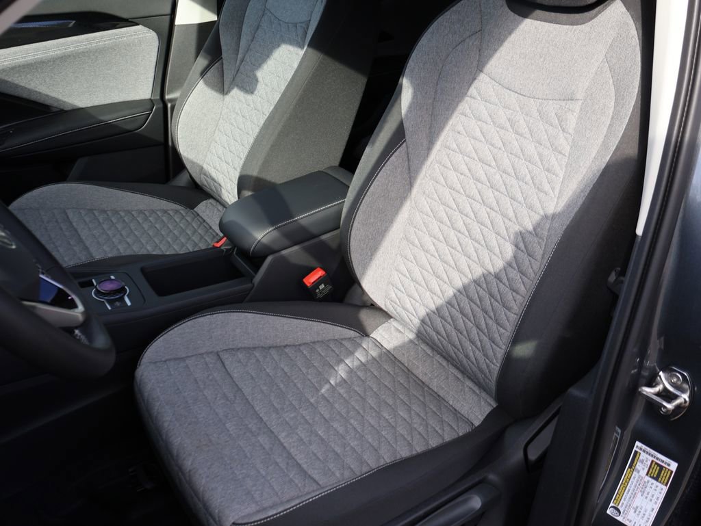 New 2026 Volkswagen Tiguan S image 37