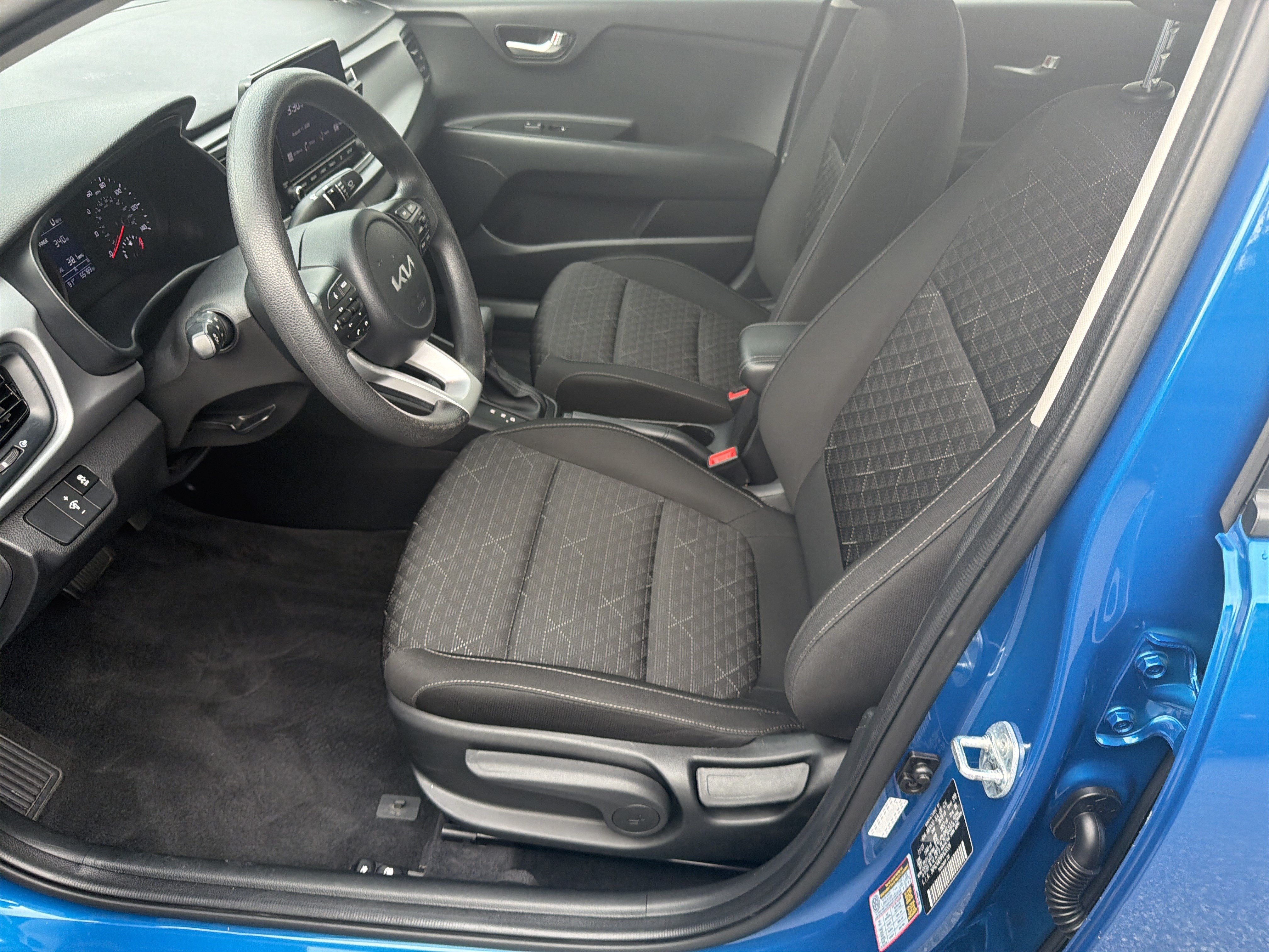 Used 2023 Kia Rio S FWD image 11