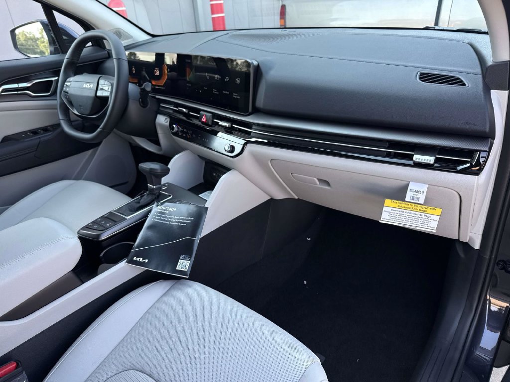 New 2027 Kia Sportage EX FWD image 15