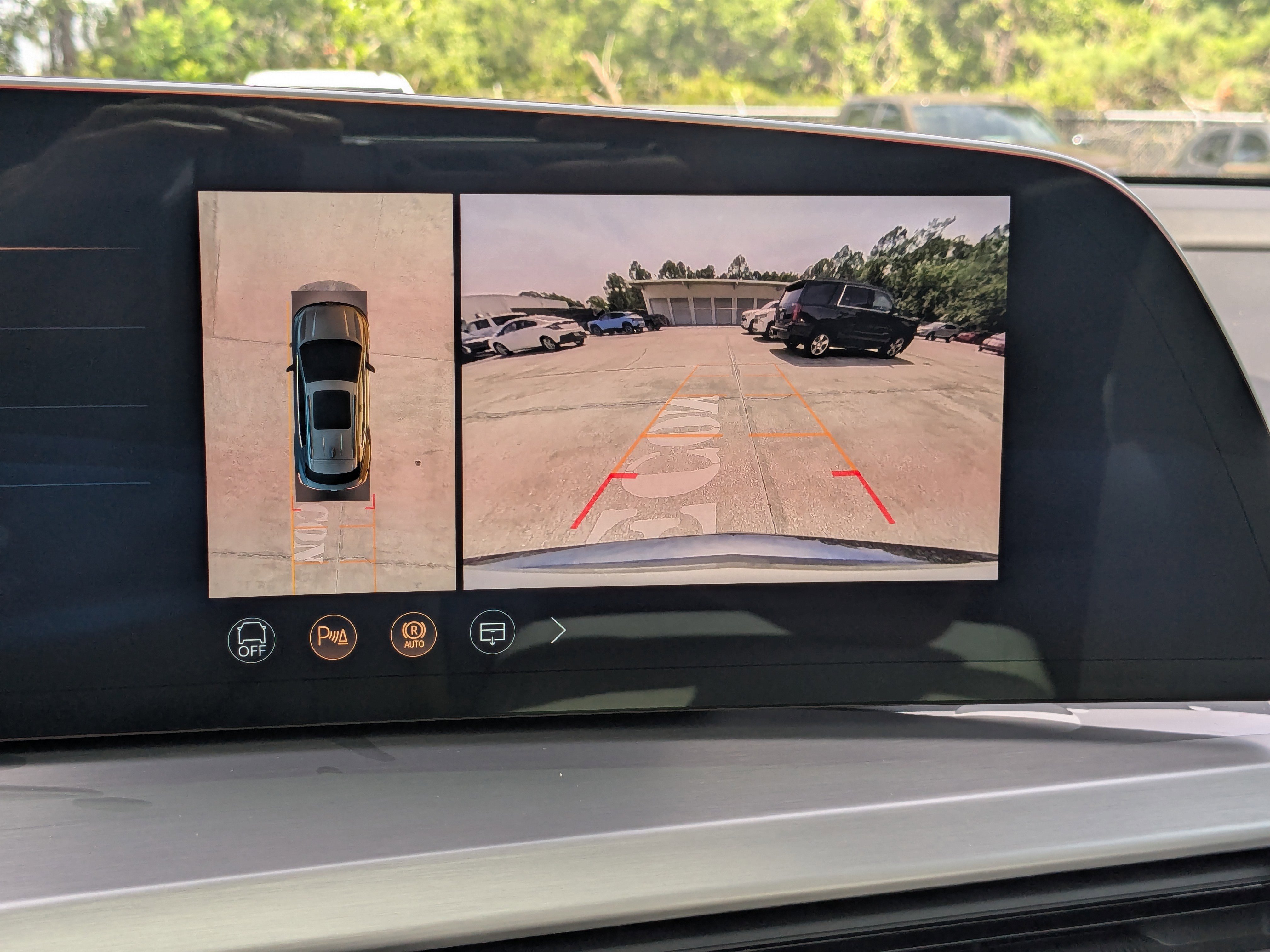 New 2026 Cadillac Vistiq Sport image 8