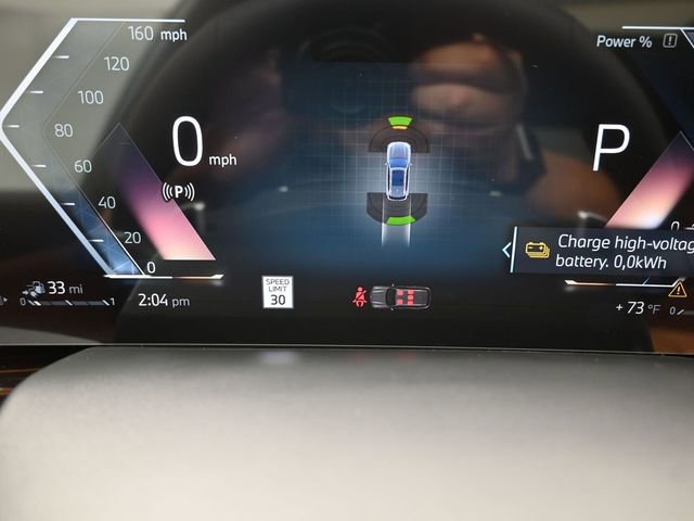 New 2026 BMW X5 xDrive50e w/ Climate Comfort Package image 7