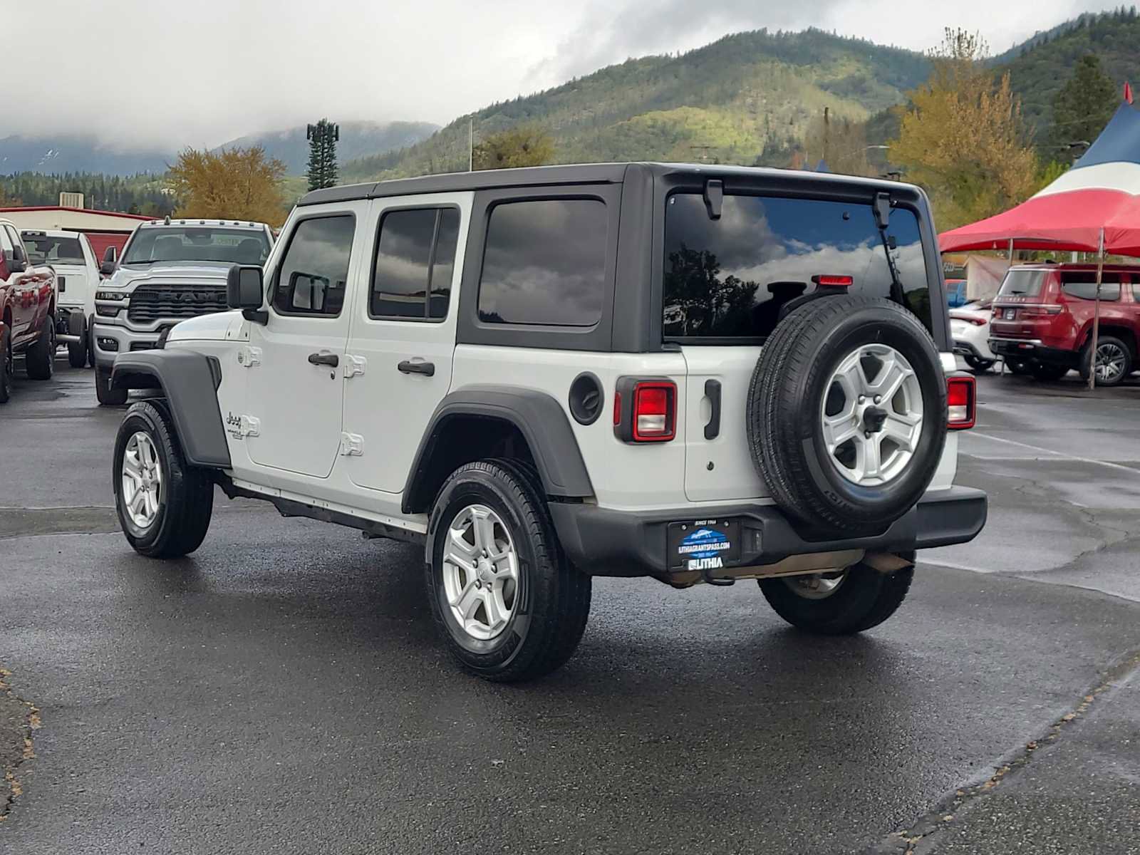 Used 2020 Jeep Wrangler Unlimited Sport S image 12
