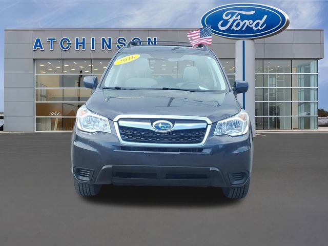 Used 2016 Subaru Forester 2.5i Premium w/ All-Weather Package AWD/4WD image 2