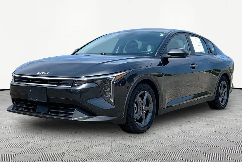 Used 2025 Kia K4