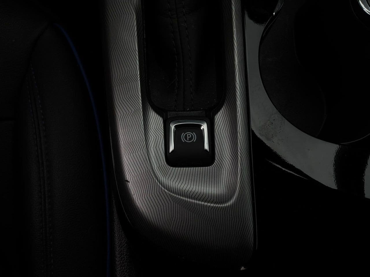 Used 2025 Buick Envista Sport Touring FWD image 21