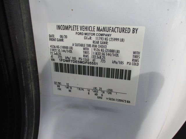 Used 2021 Ford F750 2WD Regular Cab Super Duty image 11