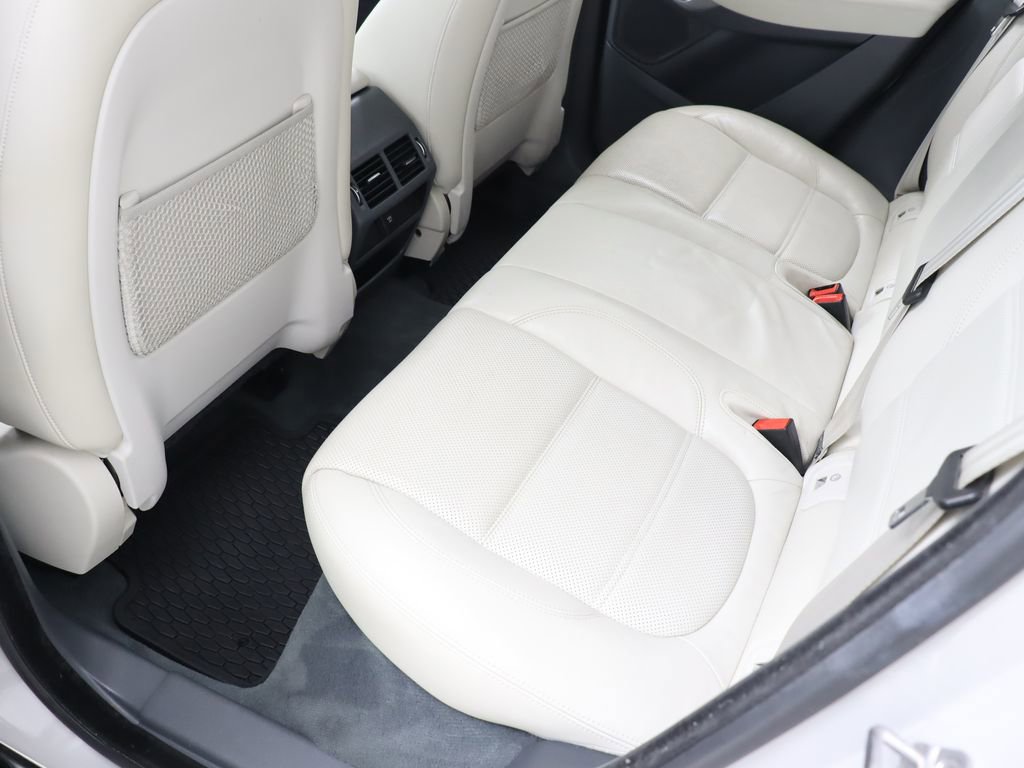 Used 2020 Jaguar E-PACE AWD/4WD image 35