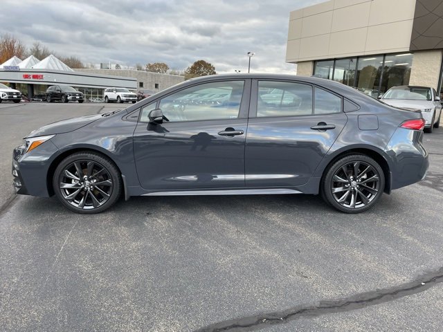 Used 2023 Toyota Corolla SE image 7