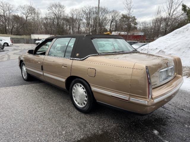 Used 1998 Cadillac De Ville FWD image 3