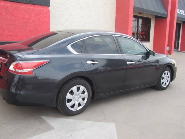 Used 2015 Nissan Altima 2.5 S w/ Power Driver Seat Package image 7