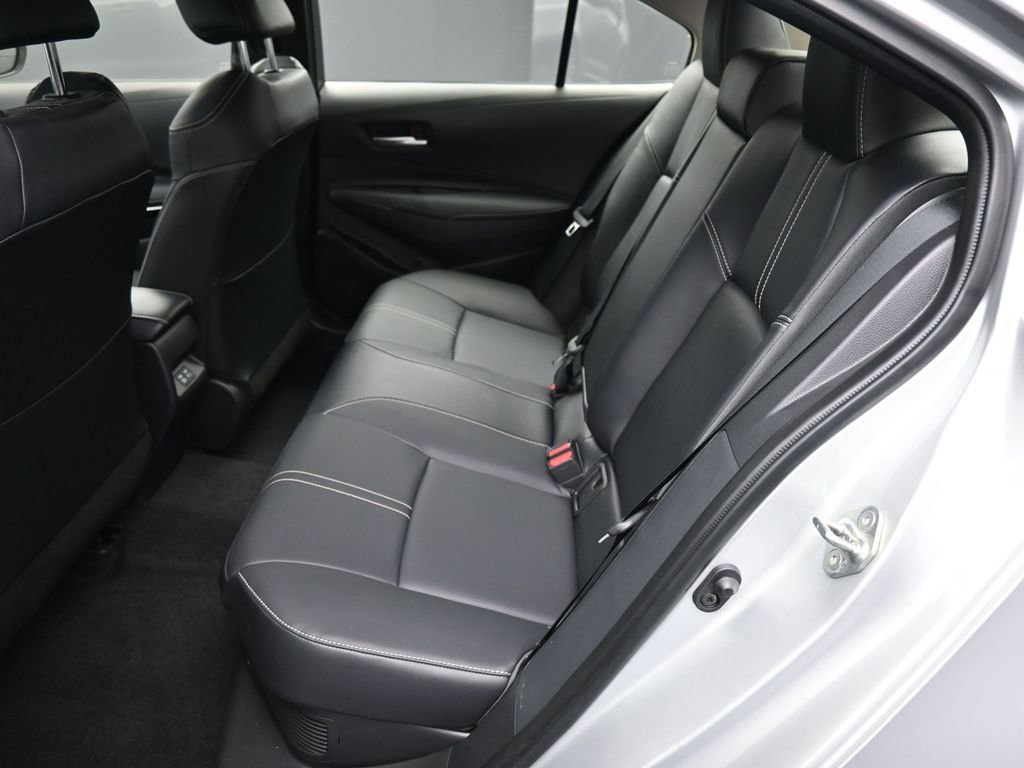 Certified 2025 Toyota Corolla XLE image 21