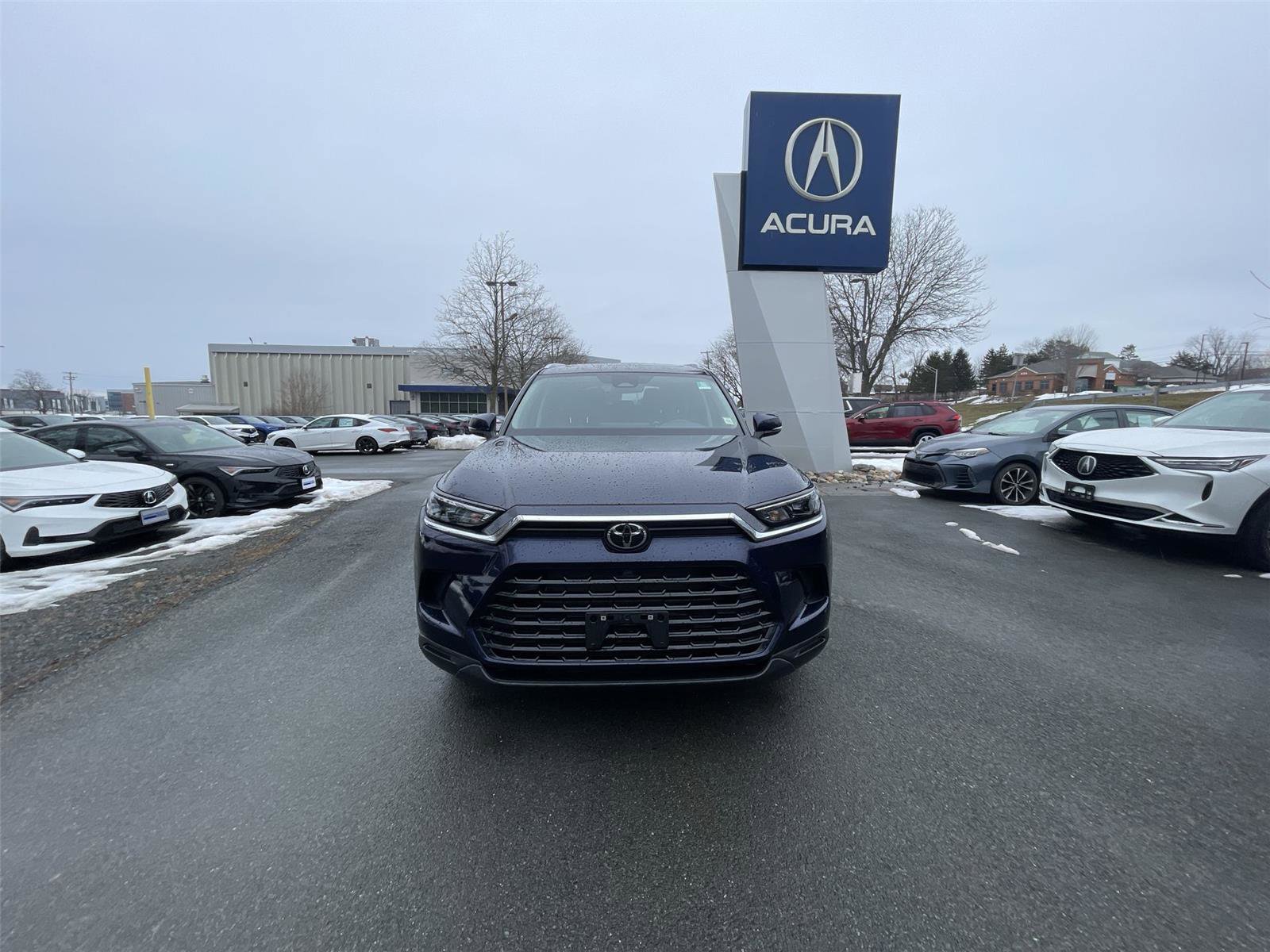 Used 2025 Toyota Grand Highlander AWD image 29