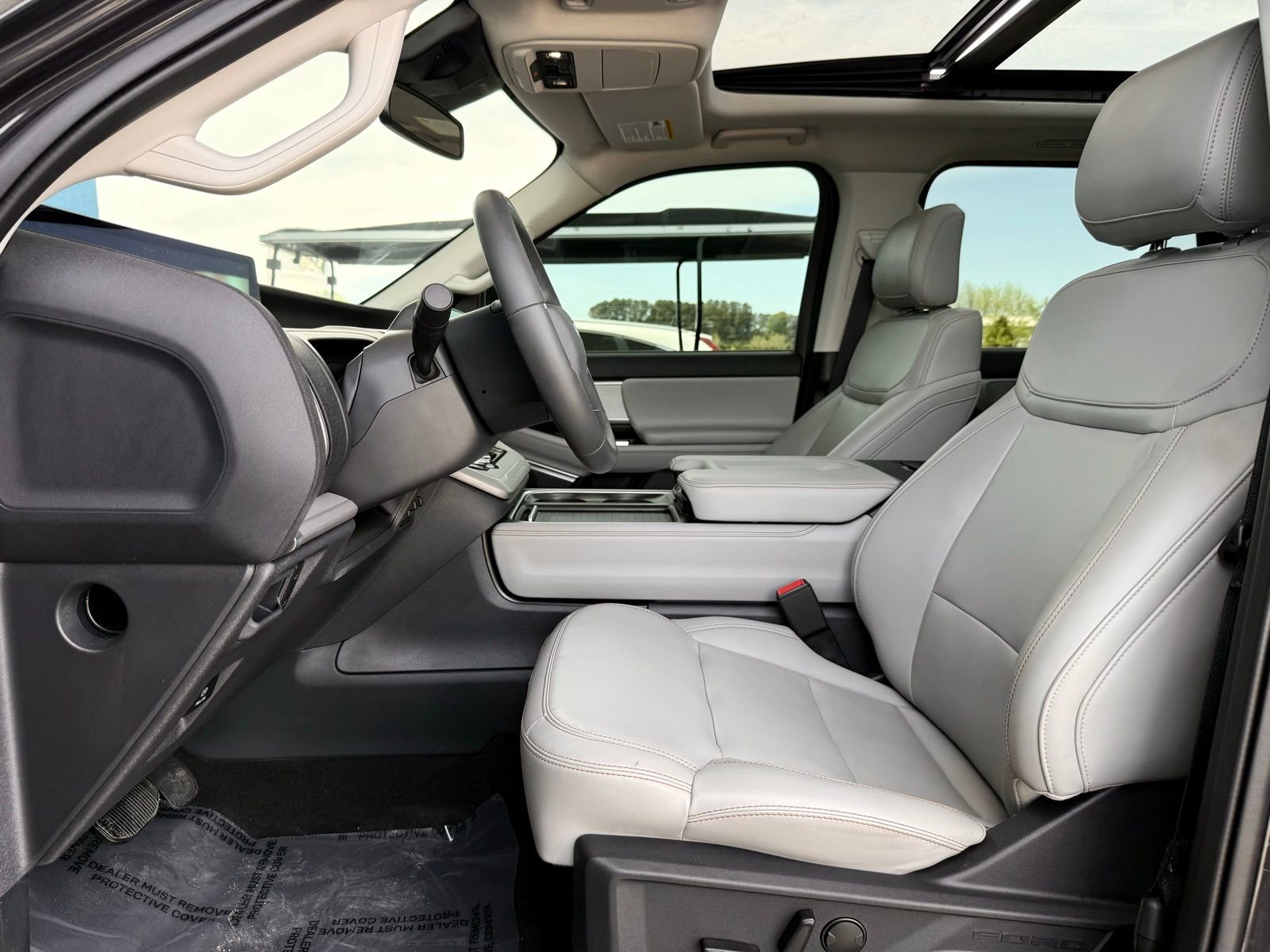 Used 2025 Ford Expedition Active image 20