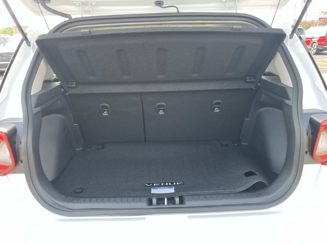 New 2026 Hyundai Venue SEL FWD image 11